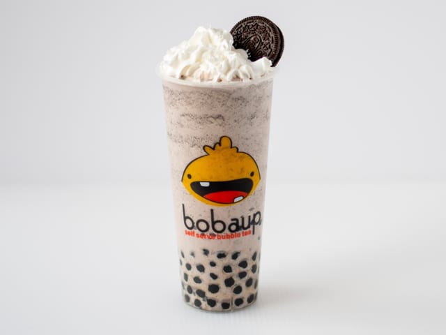 Cookies n Cream Slush w/ Boba & Whipped Cream.